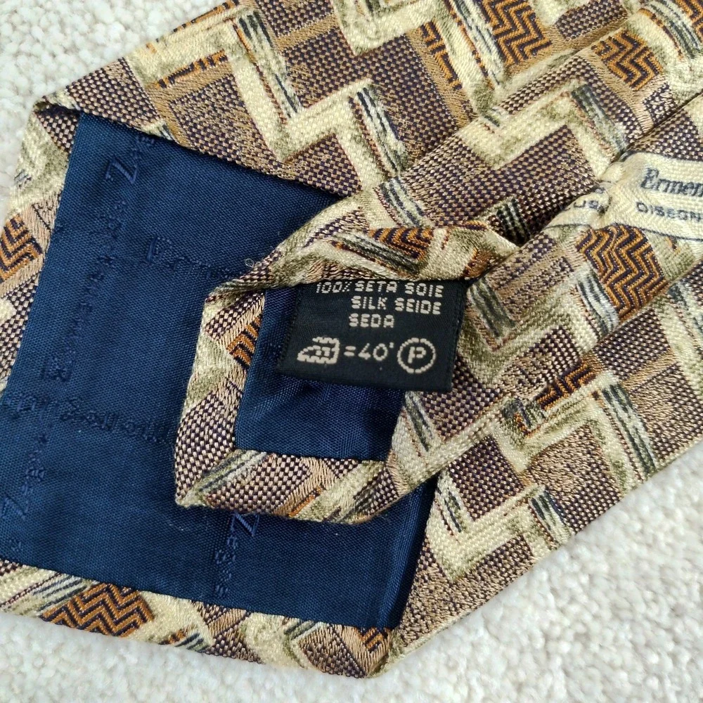 VTG Ermenegildo Zegna Silk Neck Tie Geometric 3 3/4x 57 Made In Italy EUC